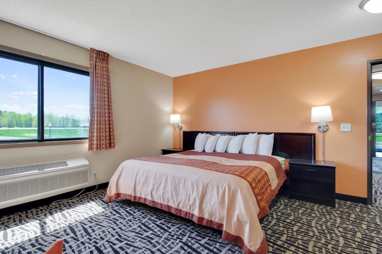 Americas Quality Inn & Suites - Finlayson Eksteriør billede